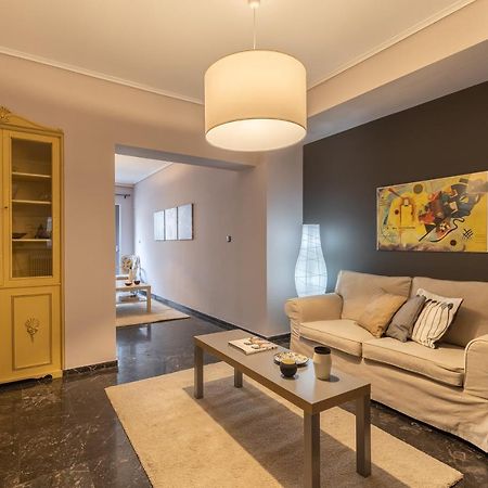 Tranquil Central Apt, Behind Athens Caravel Area Екстер'єр фото