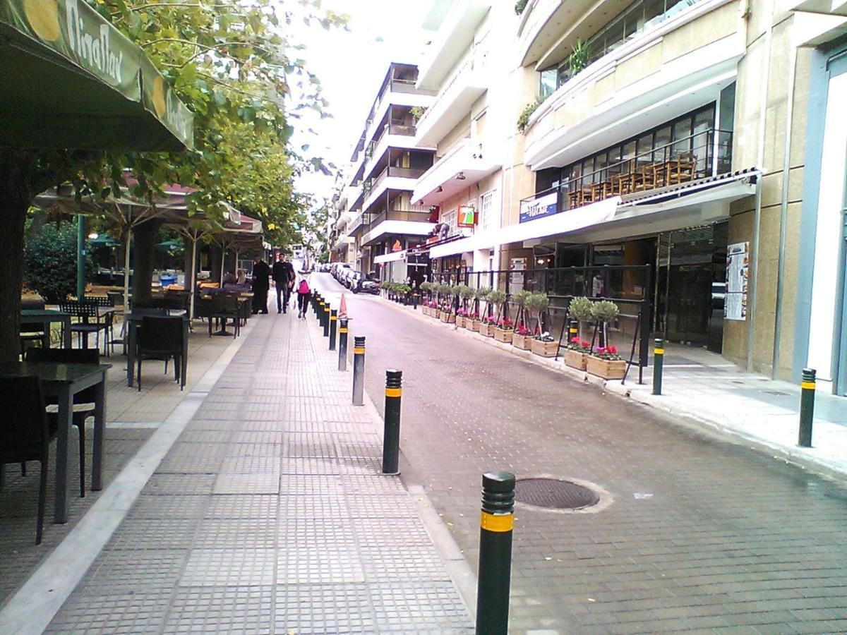 Tranquil Central Apt, Behind Athens Caravel Area Екстер'єр фото