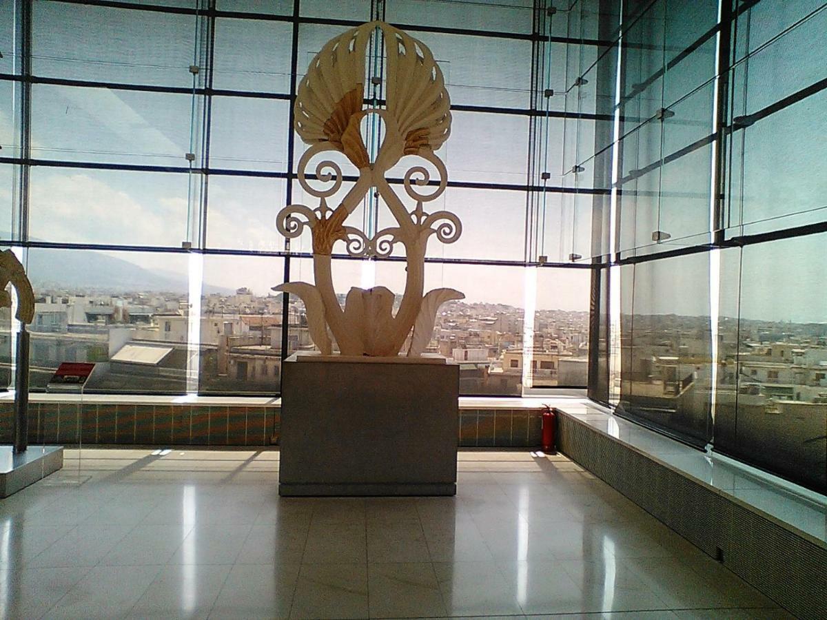Tranquil Central Apt, Behind Athens Caravel Area Екстер'єр фото