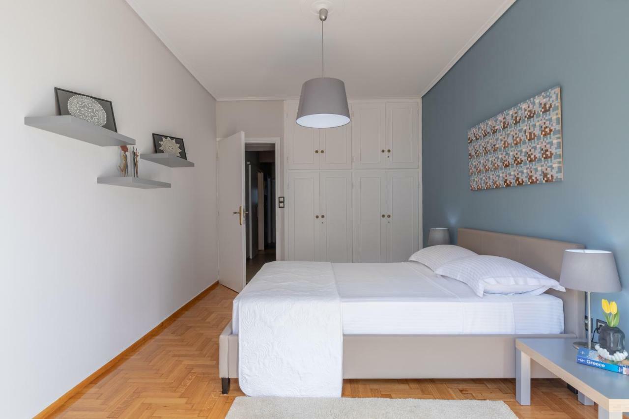 Tranquil Central Apt, Behind Athens Caravel Area Екстер'єр фото