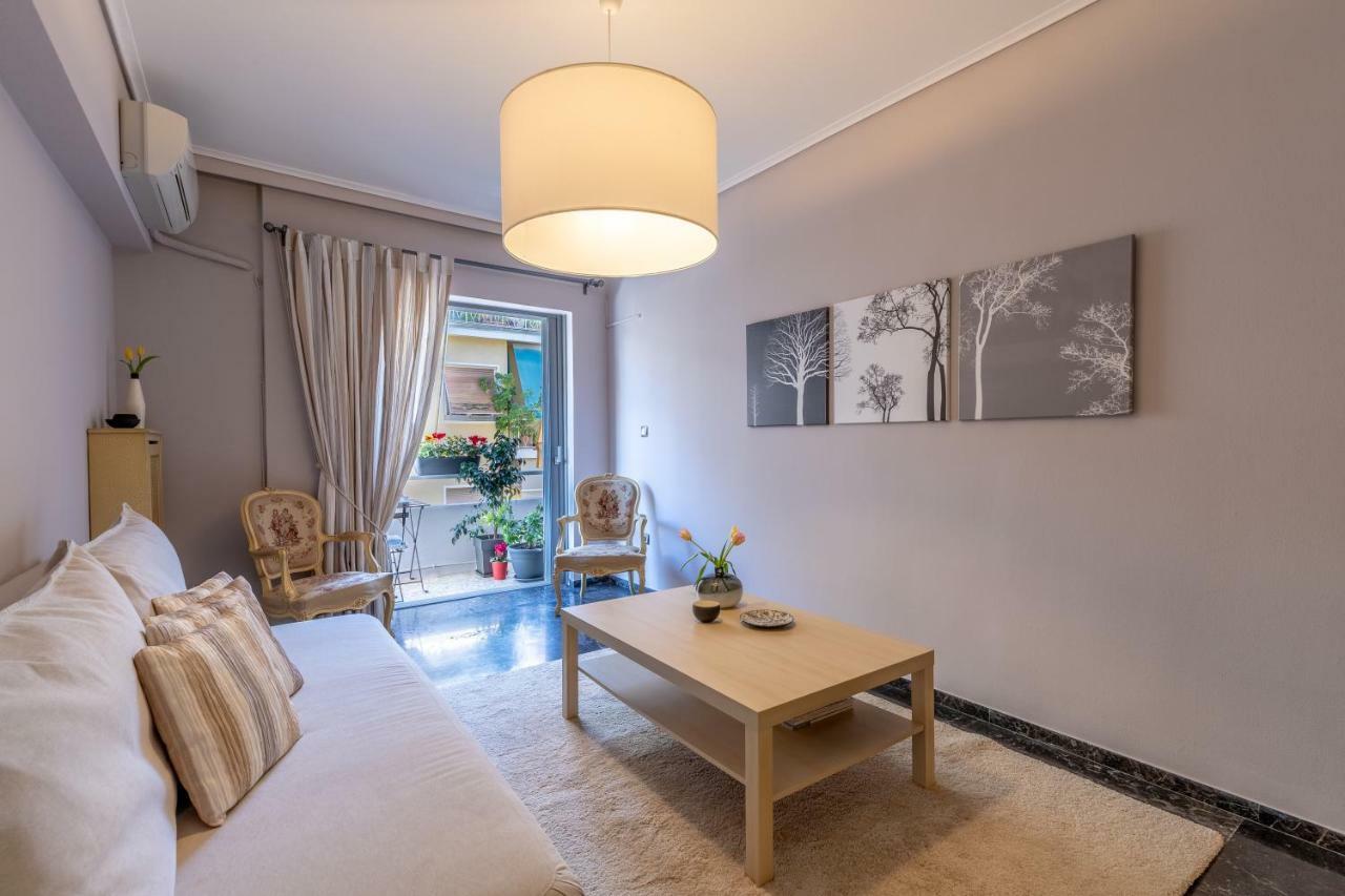 Tranquil Central Apt, Behind Athens Caravel Area Екстер'єр фото