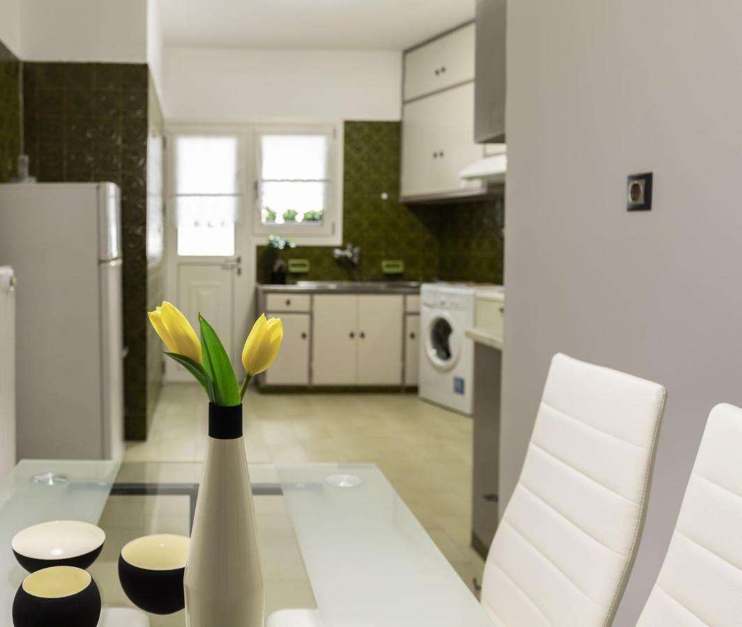 Tranquil Central Apt, Behind Athens Caravel Area Екстер'єр фото