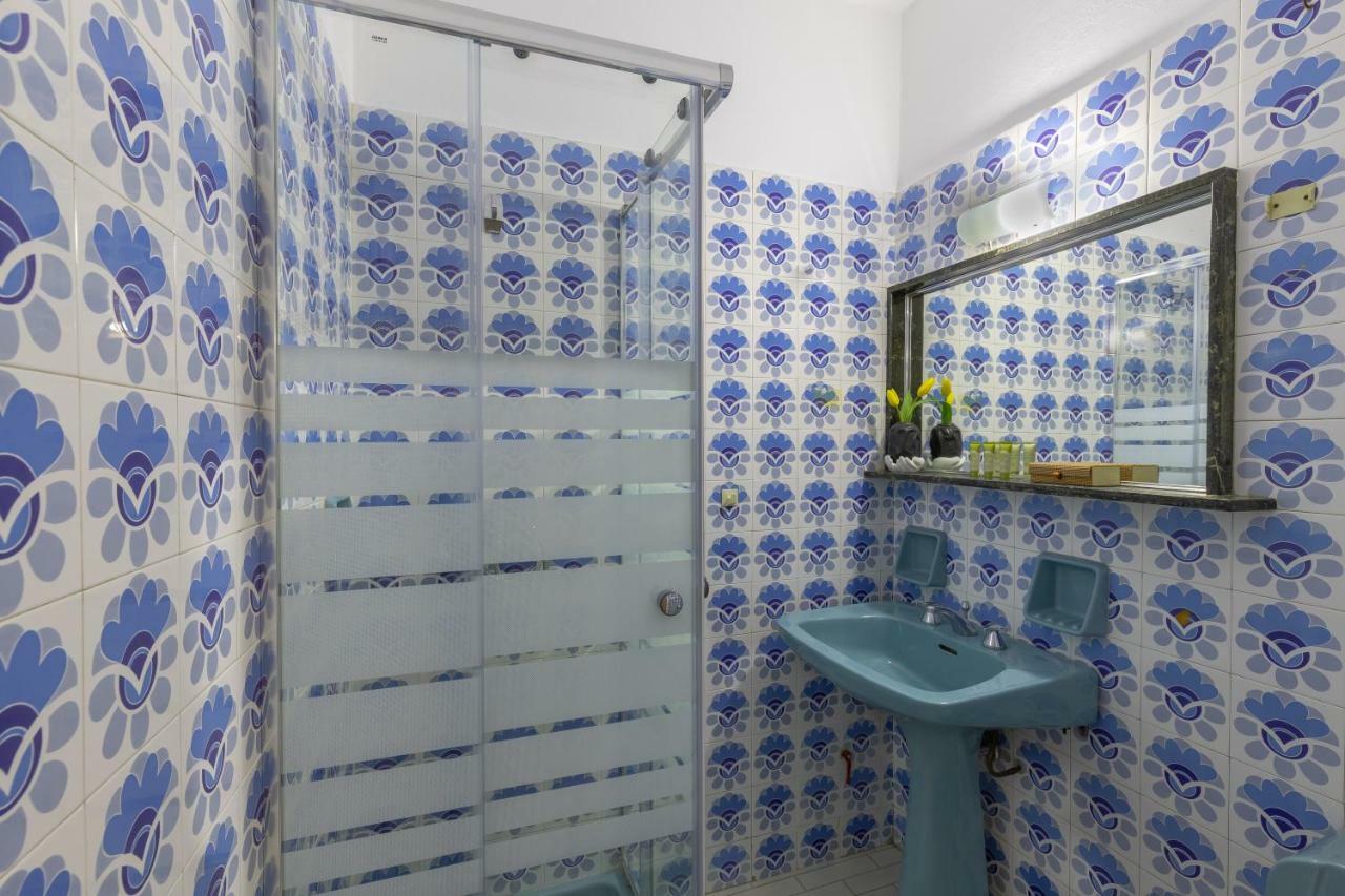 Tranquil Central Apt, Behind Athens Caravel Area Екстер'єр фото