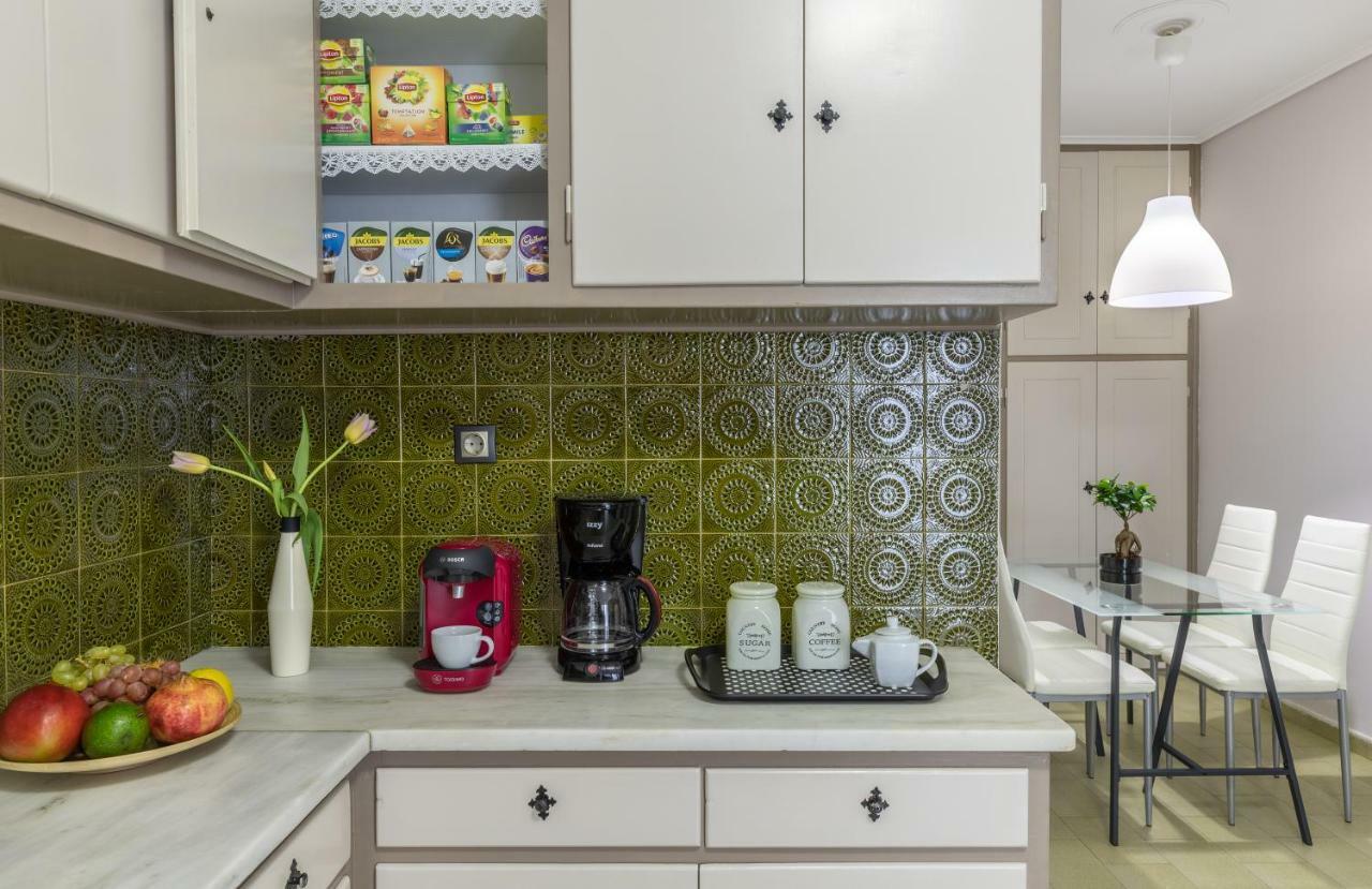 Tranquil Central Apt, Behind Athens Caravel Area Екстер'єр фото